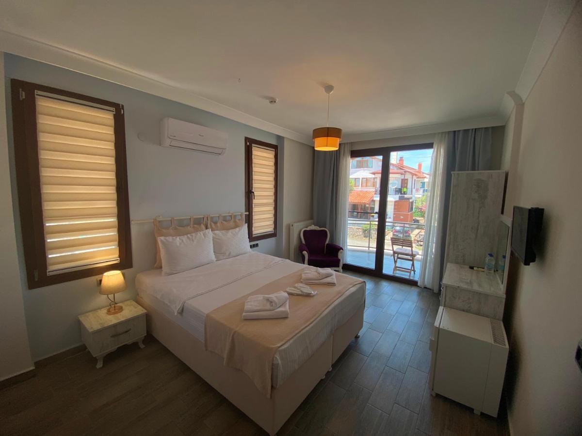 L'Aura Hotel Cunda Island Аявали Екстериор снимка
