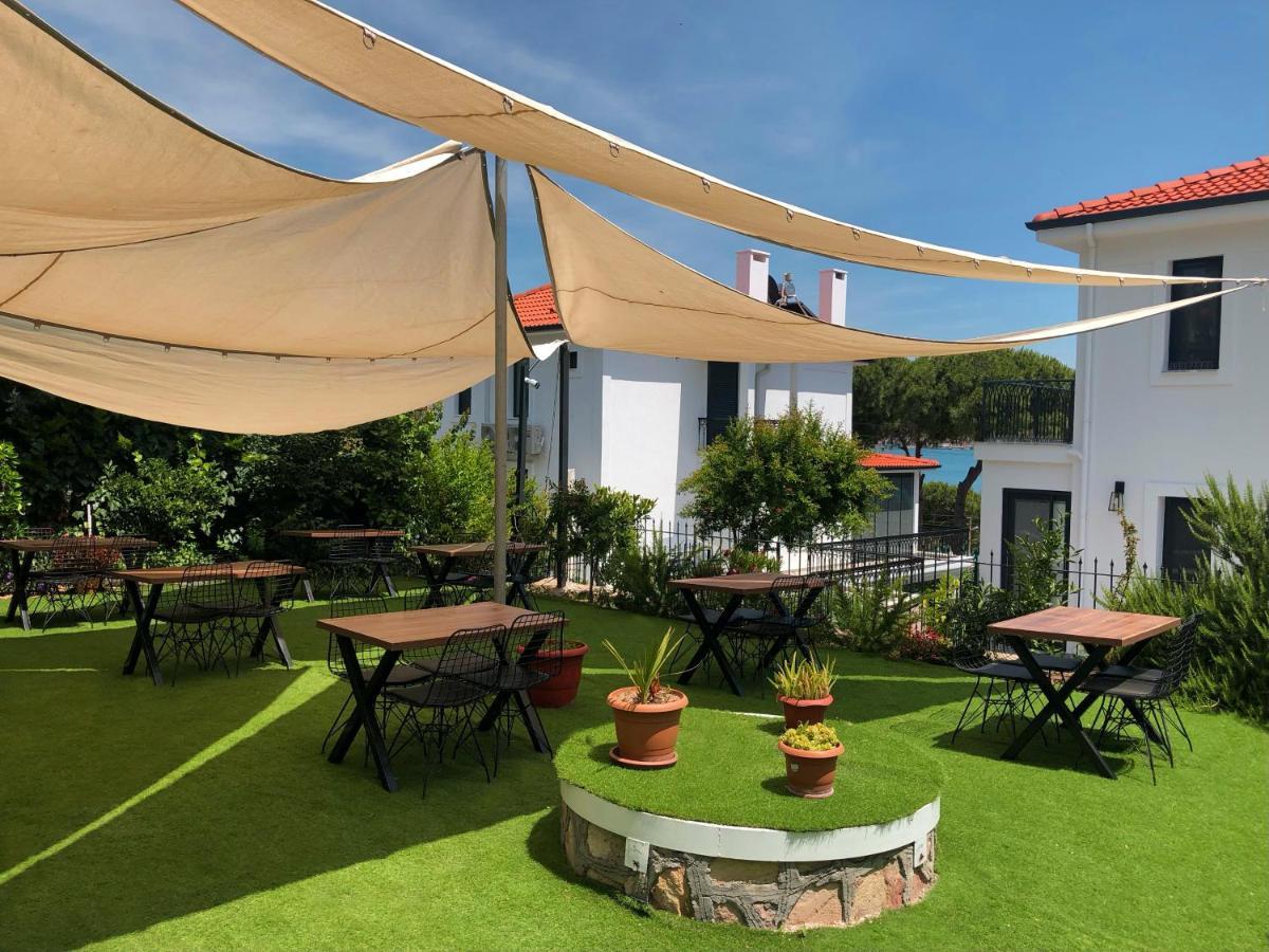 L'Aura Hotel Cunda Island Аявали Екстериор снимка