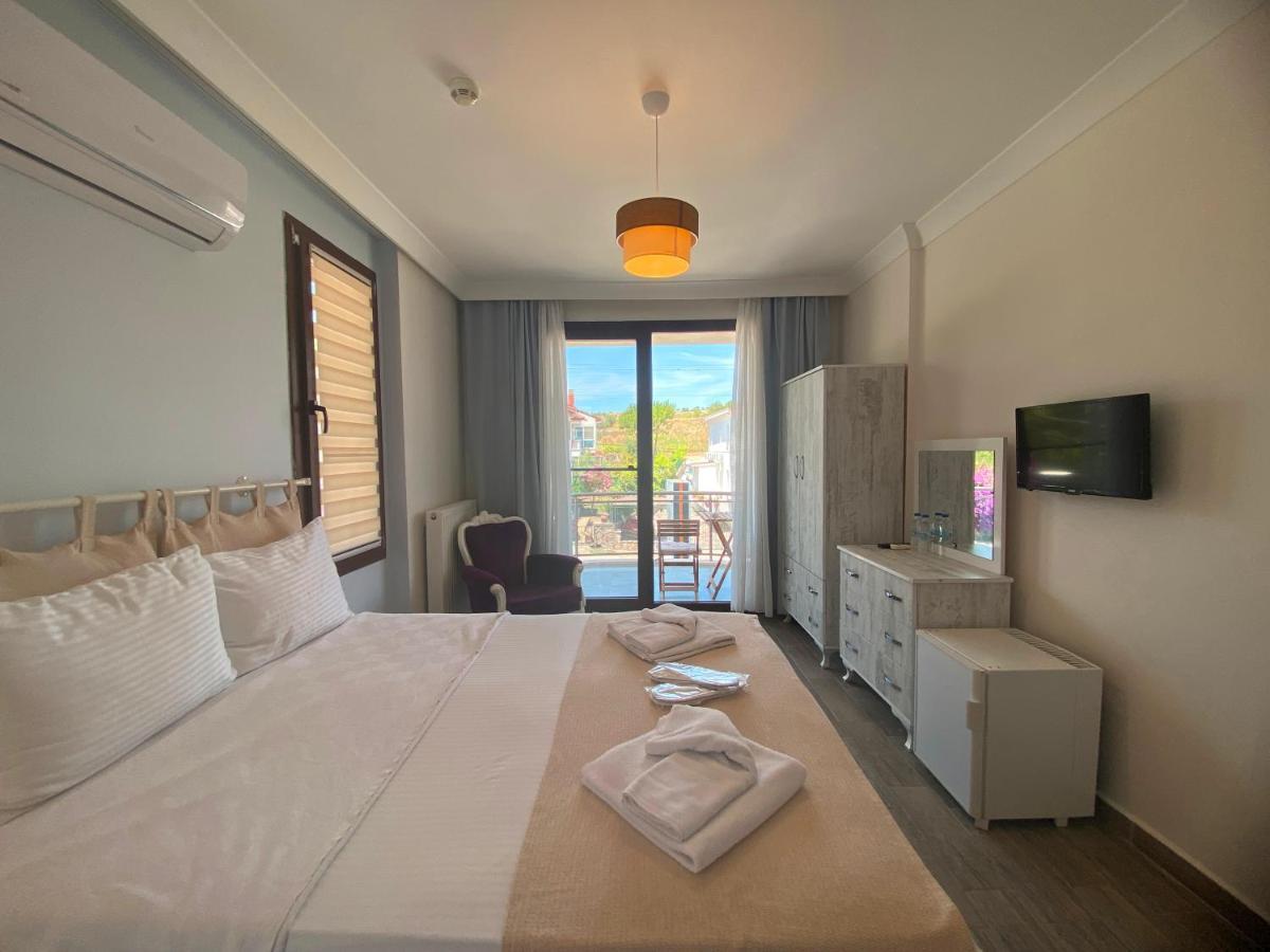 L'Aura Hotel Cunda Island Аявали Екстериор снимка